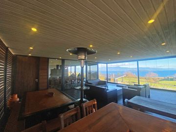 Casa con vista y acceso al Lago Ranco
