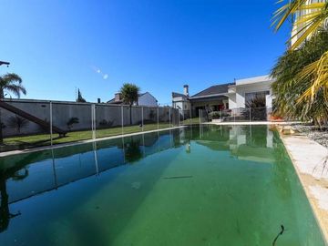 Chalet en Venta en Berazategui Oeste
