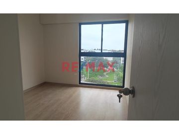 *Se encuentra super bien ubicado en el Malecón Sur- Chorrillos, Límite con Barranco.
*Cuenta con amplias  áreas comunes:  Gym, Sala Bar, Zona BBQ, Co