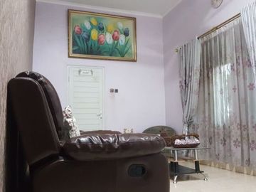 Rumah Kokoh Cocok Untuk Keluarga & Siap Huni Di Ciputat - Of 5838