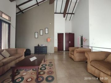 Rumah diJual di Deplu Kreo, Tangerang. Rumah Bagus terawat.