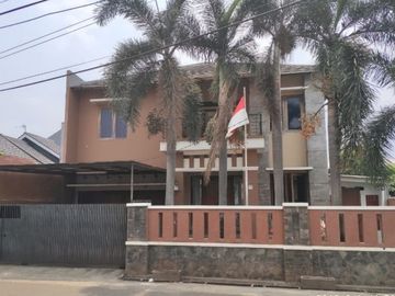 Rumah diJual di Deplu Kreo, Tangerang. Rumah Bagus terawat.
