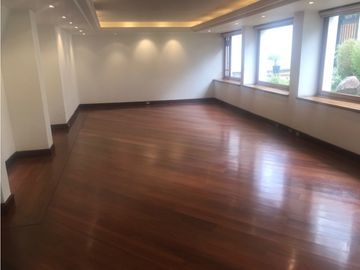 VENTA CASA QUITO TENIS 536 m2 6 DORMITORIOS $369.000