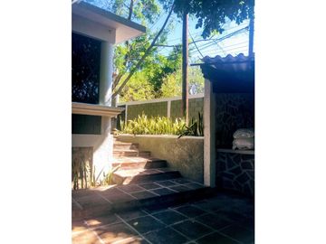 CASA EN VENTA CON VISTA AL LAGO 