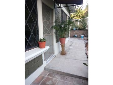 CASA EN VENTA CON VISTA AL LAGO 