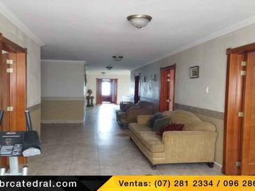 Casa de venta en Cholas de piedra – código:15494