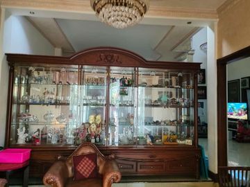 Rumah Kokoh 2 Lantai Tanah Luas Siap Huni di Arcamanik Sukamiskin Bandung