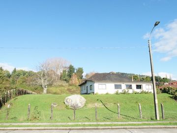 Terreno con casa en Lago Ranco