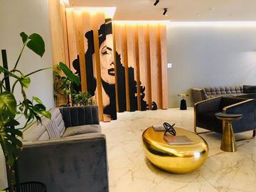 Venta Suite a Estrenar - Sector: La Carolina. Edif. Unique