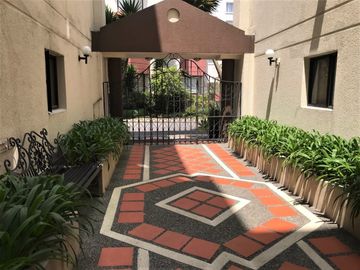 Venta Departamento Amplio Sector Quito Tenis