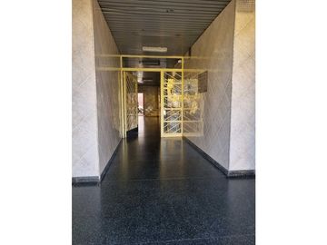 Departamento céntrico de 3 dormitorios con cochera