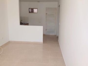 COD. 568 - SE VENDE CASA - BARRIO: BOLIVAR I