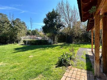 Casa en arriendo de 6D 5B en condominio en Calera de Tango