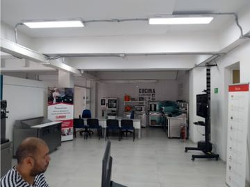 VENDE CASA COMERCIAL SAN FERNANDO CALI