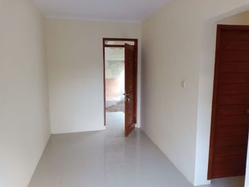 Rumah baru murah siap huni 102mtr cinunuk Bamdung Timur SHM