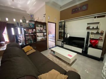 Dijual Rumah Luas Nyaman Full Furnished