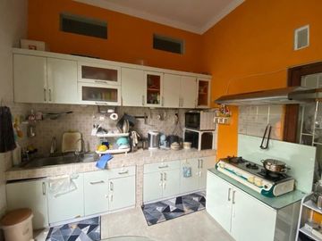 Dijual Rumah Luas Nyaman Full Furnished