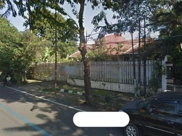 Rumah Tengah Kota Strategis Jalan Serayu Darmo Surabaya