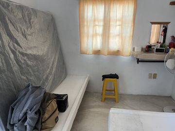CASA CON ALBERCA, A UNOS MINUTOS DEL CENTRO DE YAUTEPEC, MORELOS