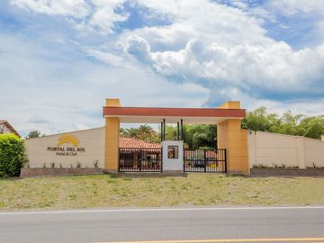 hotel en venta en la tebaida. Cod V16488