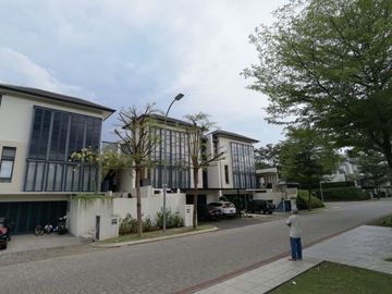 Dijual Rumah Lancewood Navapark BSD City Tangerang Kondisi Tersewa