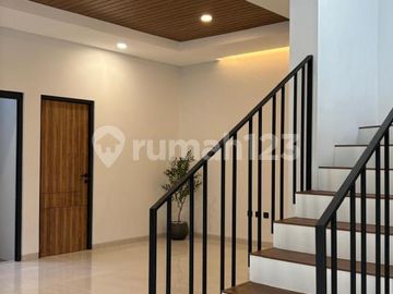 Rumah Modern Bonus Kitchen Set & Cooker Hood BSD Kencana Loka