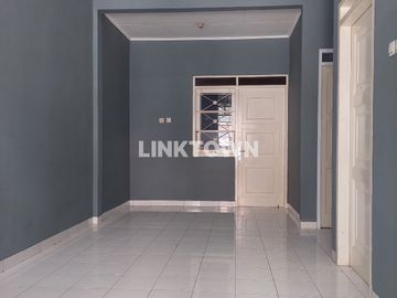 DISEWAKAN CEPAT RUMAH SIAP HUNI KOTA WISATA CIBUBUR