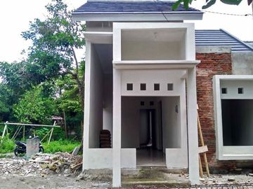 Rumah modern baru dekat pabrik Gula Madukismi