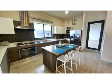 Vendo Lindo y Amplio Apartamento en River Valley en Panama Pacifico