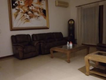 DISEWAKAN RUMAH CLUSTER CANTIK (Siap Huni/Ada Kolam Renang) DI JL. MPR CIPETE SELATAN JAKARTA SELATAN