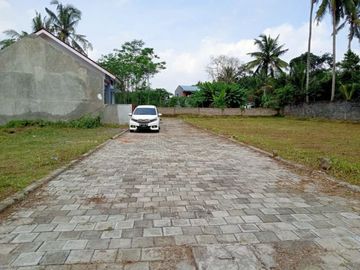 Kavling Jakal Dekat Pasar Gentan, SHM Aman, Diskon 25%