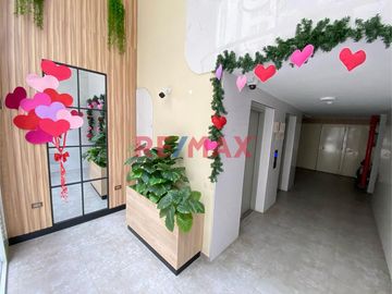 La oportunidad de vivir en un moderno Condominio como es Casa Club Recrea Los Nogales... Exclusivo Departamento en la Torre 14 de sólo 2 años de antig