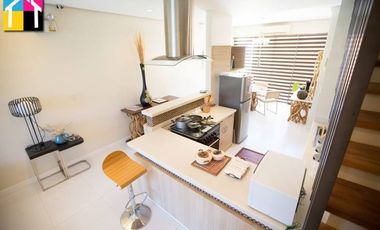 FOR RENT FURNISHED HOUSE WITH 2 BEDROOM PLUS PARKING AND COMMON POOL