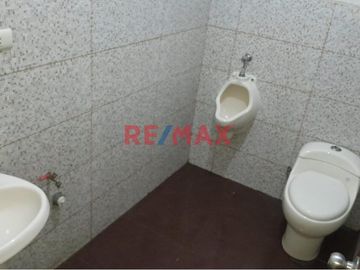 Venta Casa Comercial 3 Pisos Alto Trujillo Barrio 3