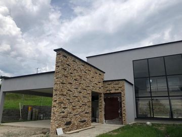 casa campestre en venta en via la magdalena. Cod V263