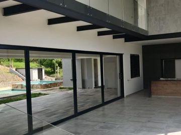 casa campestre en venta en via la magdalena. Cod V263