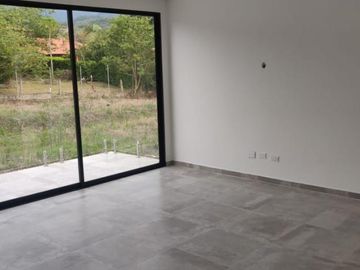 casa campestre en venta en via la magdalena. Cod V263