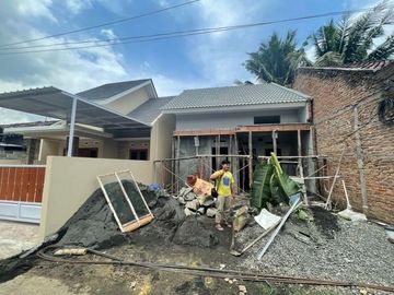 Rumah Di Margoluwih Seyegan Yogyakarta Dekat Pasar Godean