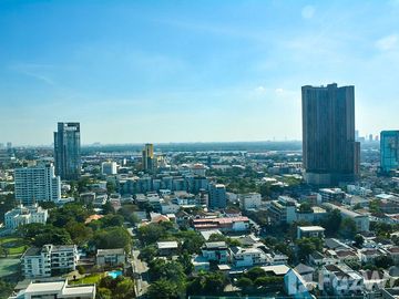 2 Bedroom Condo for sale at 2-bedroom high floor modern condo close to BTS Thonglor [ABKK27842]