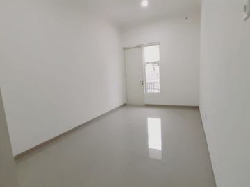 Rumah Baru di Gayung Kebonsari Tinggal 1 Unit Butuh Cepat