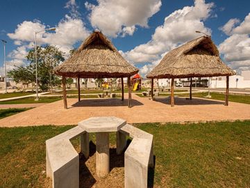 CASA EN VENTA  1 PLANTA, FRACC AMANECERES NUEVO ORIENTE EN MÉRIDA YUCATÁN DESDE