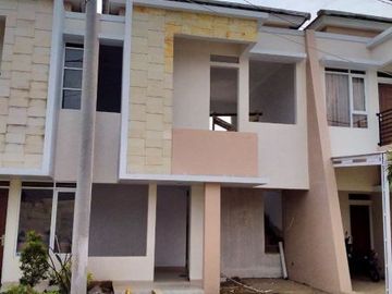 Rumah ready stock siap Huni ala villa sejuk asri Dkt UNPAD di Jtinangor