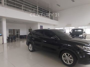 SHOWROOM MOBIL Lokasi Strategis Di Jl Jend Sudirman Kranji