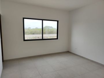 CASA EN VENTA EN MERIDA, EN PRIVADA CON AMENIDADES, UBICADA EN LA ZONA DE CONKAL