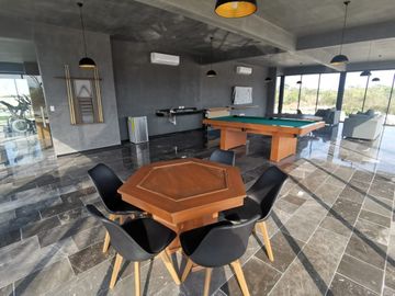 CASA EN VENTA EN MERIDA, EN PRIVADA CON AMENIDADES, UBICADA EN LA ZONA DE CONKAL