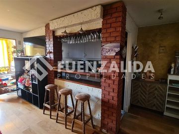 Departamento en venta de 2 dorm. en Lo Barnechea