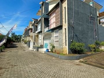 perumahan berkonsep villa mewah kota batu