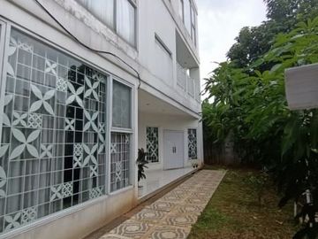 Rumah di Serua Indah Ciputat, Tangsel. Siap Huni