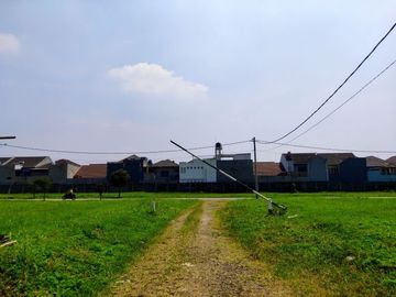 rumah baru 2 lantai modern bagus batununggal Bandung