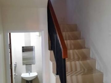DIJUAL CEPAT RUMAH MINIMALIS DI CLUSTER MANACO GADING SERPONG
